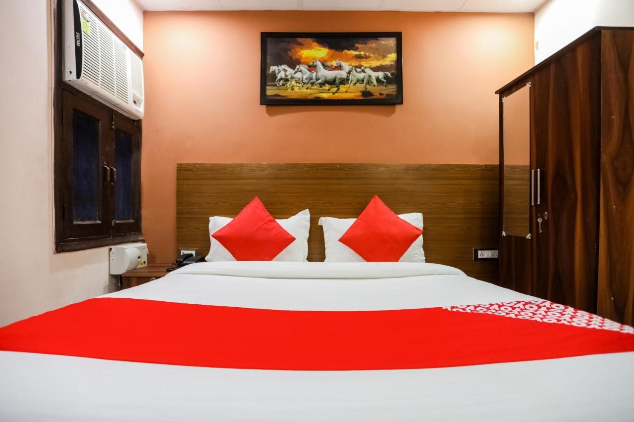 Oyo 72993 Hotel The Gold Faridabad Bagian luar foto